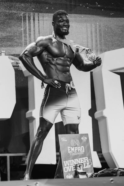 - Overall Winner Men's Physique | Obie Gueye -